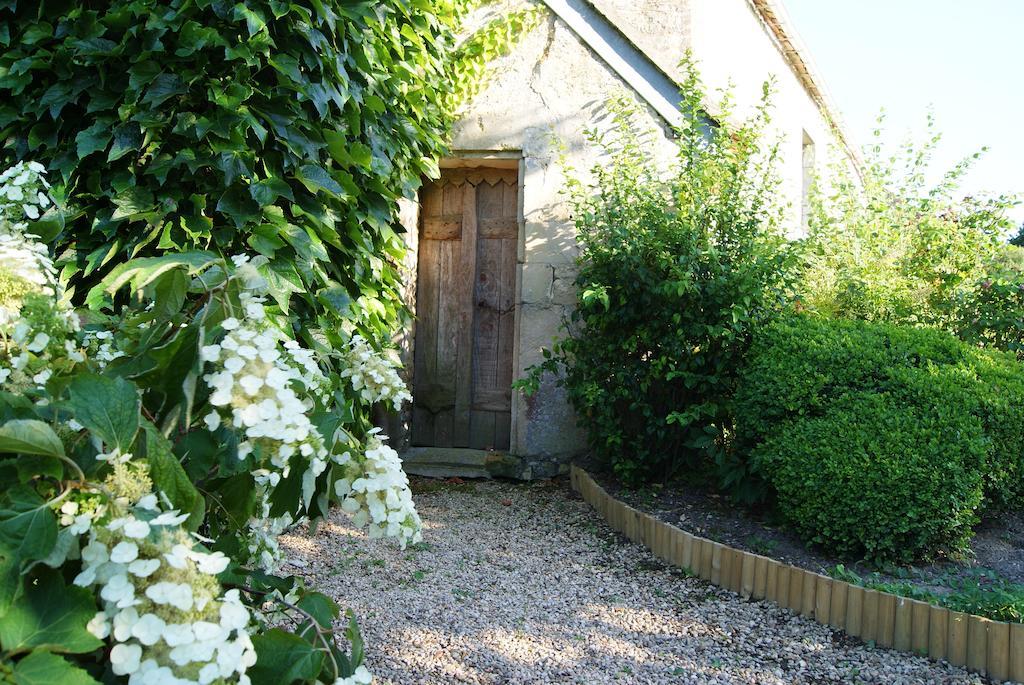 Manoir De La Pataudiere B&B Villers-Canivet ภายนอก รูปภาพ