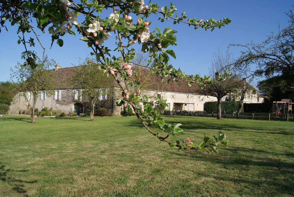 Manoir De La Pataudiere B&B Villers-Canivet ภายนอก รูปภาพ